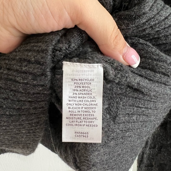 Nordstrom Oversized Mock Neck Sweater SZ S - Picture 4 of 4